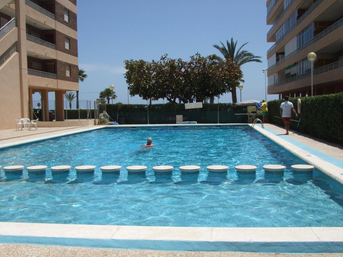 Sonnige Wohnung Direkt Am Meer Torrevieja Exteriér fotografie